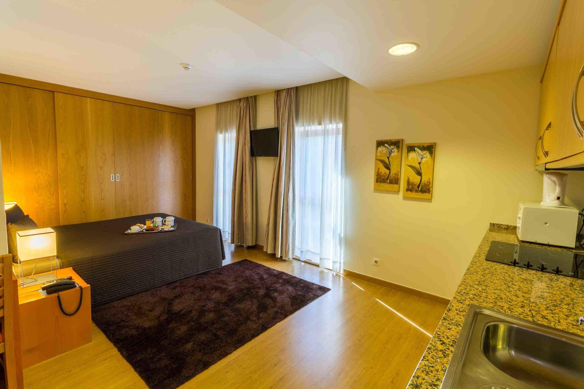 Eurosol Residence Hotel Apartamento Leiria Extérieur photo